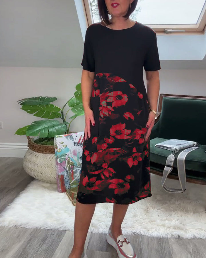 Ada | Patchworkjurk met Ronde Halslijn en Bloemenprint