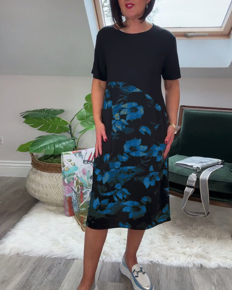 Ada | Patchworkjurk met Ronde Halslijn en Bloemenprint