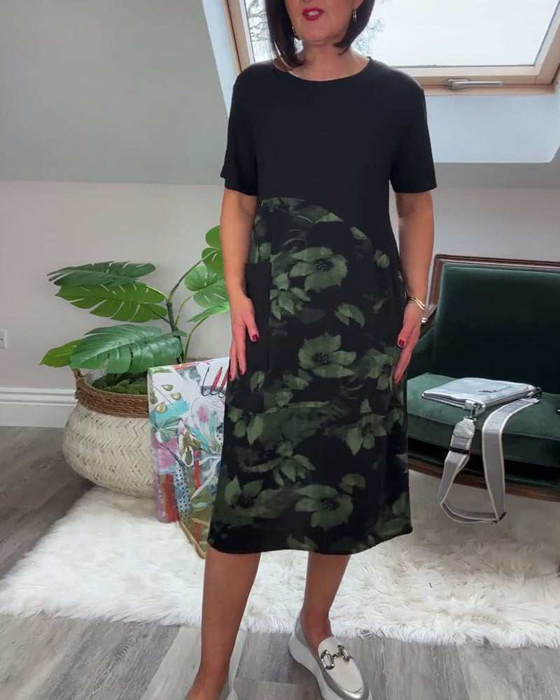 Ada | Patchworkjurk met Ronde Halslijn en Bloemenprint