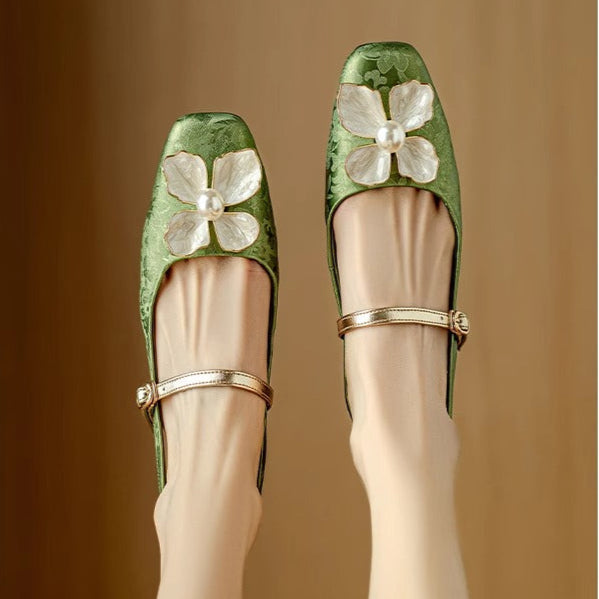 Eloise | Elegante Damesschoen met Bloemdetail